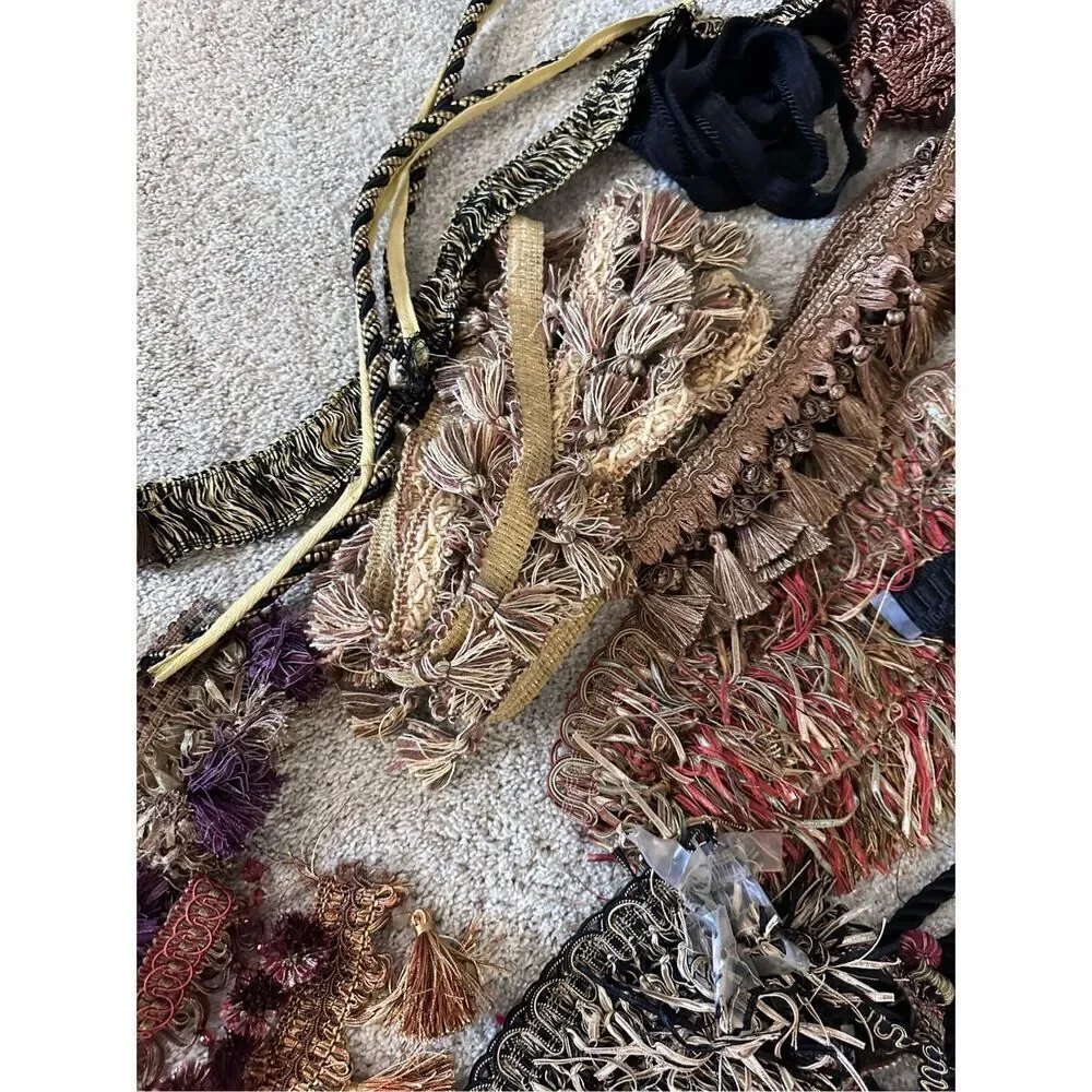 Decorator fringe assortment